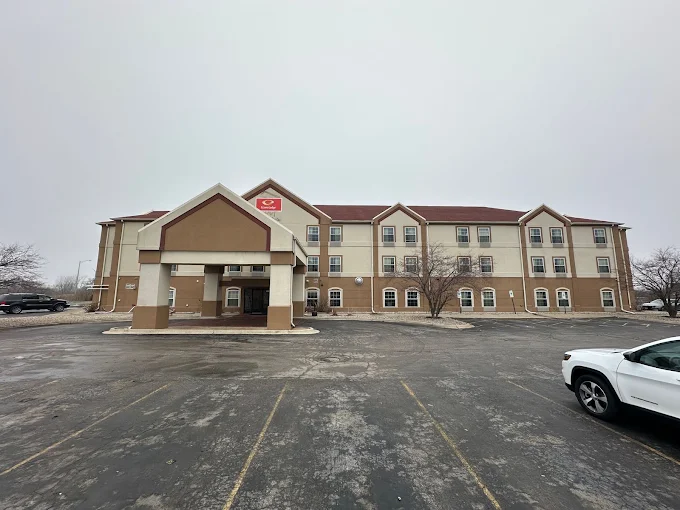 Hotel near I-57 Monee IL